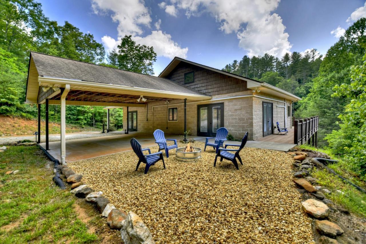 The Chariot - Creek Front With Hottub, Fire Pits, Billiards, Ev Charger - Sandalwood Stays Blue Ridge Εξωτερικό φωτογραφία