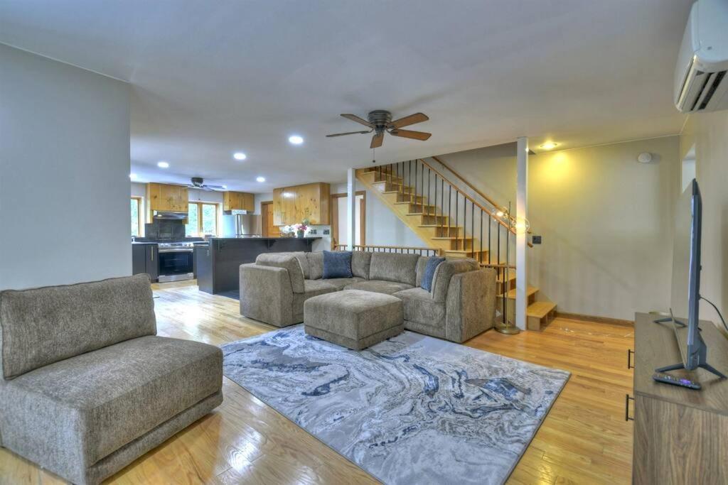The Chariot - Creek Front With Hottub, Fire Pits, Billiards, Ev Charger - Sandalwood Stays Blue Ridge Εξωτερικό φωτογραφία